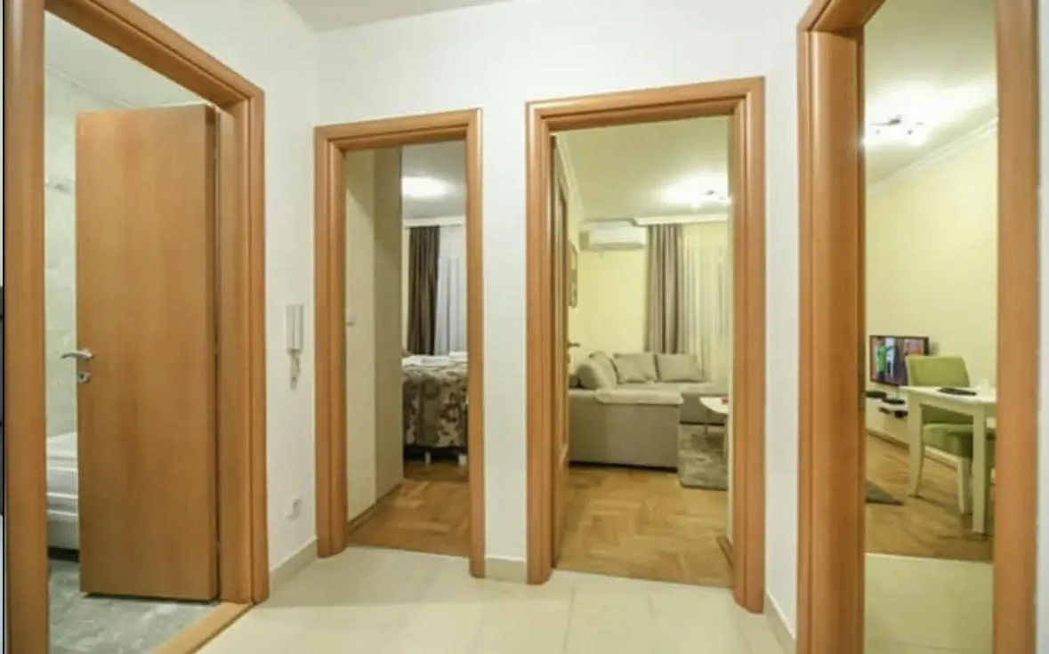 Rent, one bedroom apartment, 40m², Stari Aerodrom, Podgorica