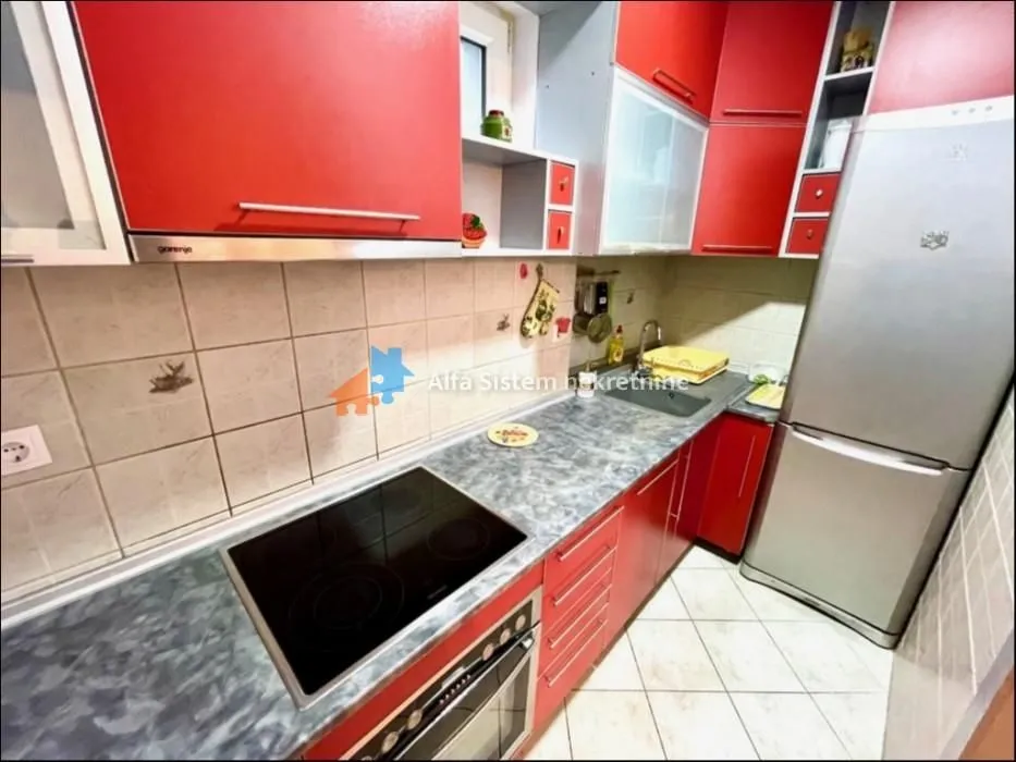 Izdavanje, trosoban stan, 65m², Zvezdara Sve Podlokacije, Beograd