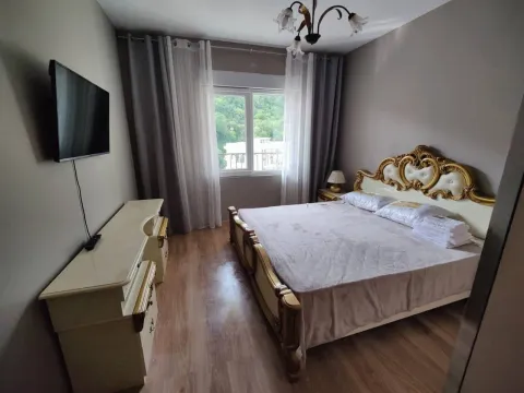 Rent, two bedroom apartment, 75m², Bečići, Budva - image 5