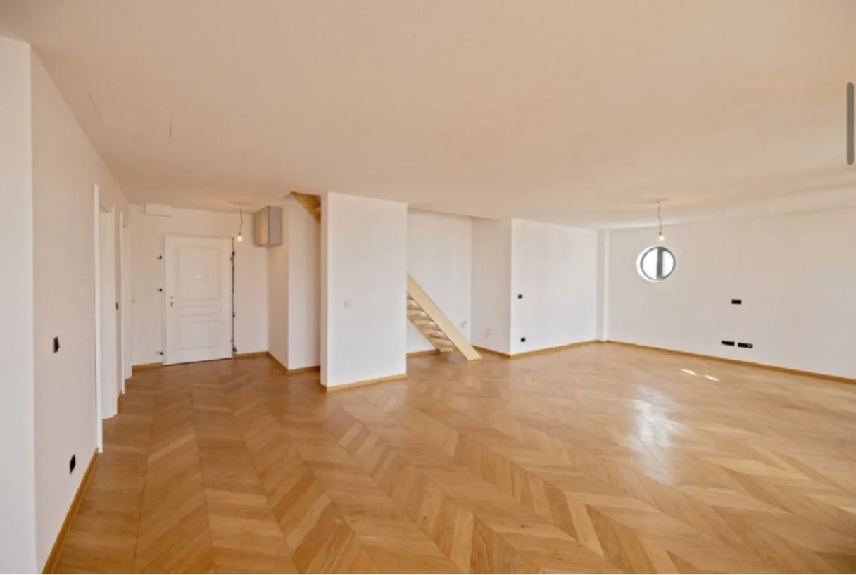 Prodaja, petosoban stan, 193m², Južni Bulevar, Vračar Sve Podlokacije
