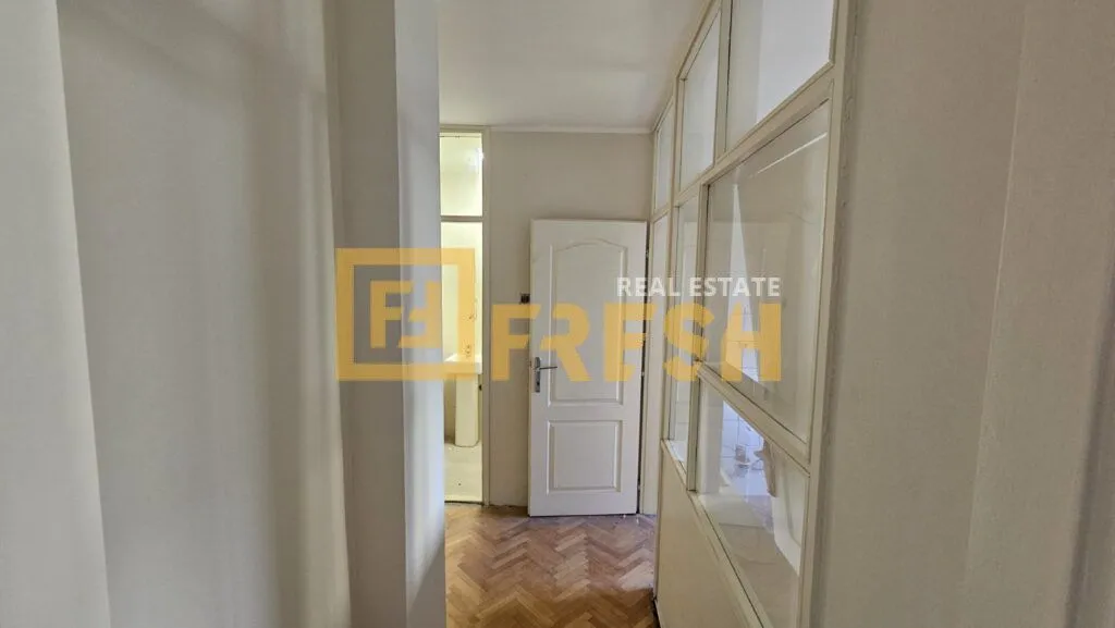 Prodaja, dvosoban stan, 89m², Centar, Podgorica