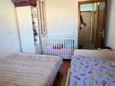 Prodaja, jednosoban stan, 45m², Stari Aerodrom, Podgorica - image 13