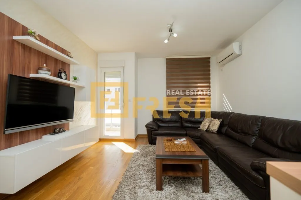 Rent, one bedroom apartment, 52m², City Kvart, Podgorica