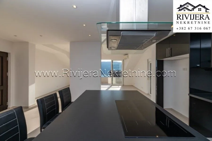 Prodaja, kuća, 297m², Topla, Herceg Novi