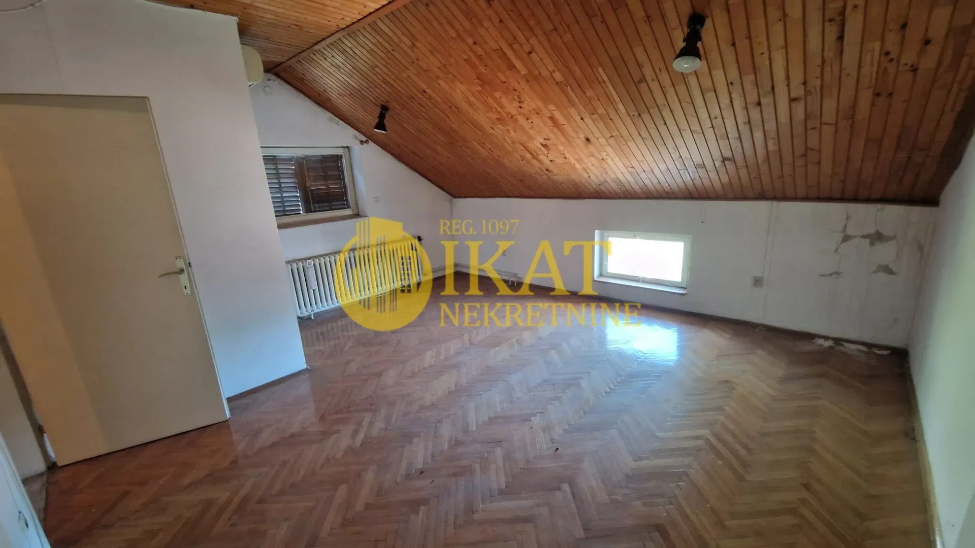Sale, house, 221m², Rakovica, Beograd