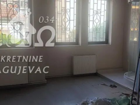 Rent, office space, 117m², Kragujevac, Srbija - image 12
