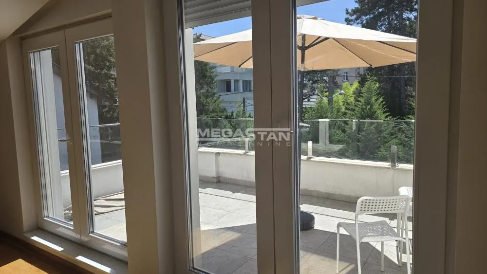 Sale, four bedroom apartment, 154m², Savski Venac, Beograd