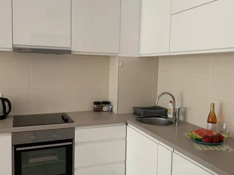 Prodaja, dvosoban stan, 75m², Kotor, Crna Gora - image 11