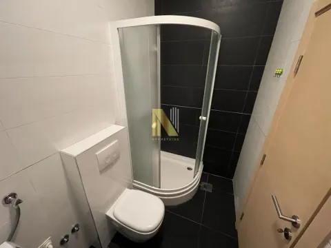 Izdavanje, garsonjera, 27m², Bulevar Evrope, Novi Sad Sve Podlokacije - image 7