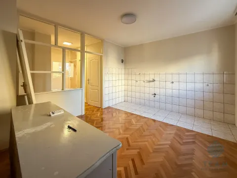 Rent, office space, 90m², Centar, Podgorica - image 5