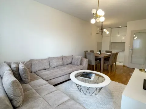 Rent, one bedroom apartment, 43m², Zagorič, Podgorica - image 11