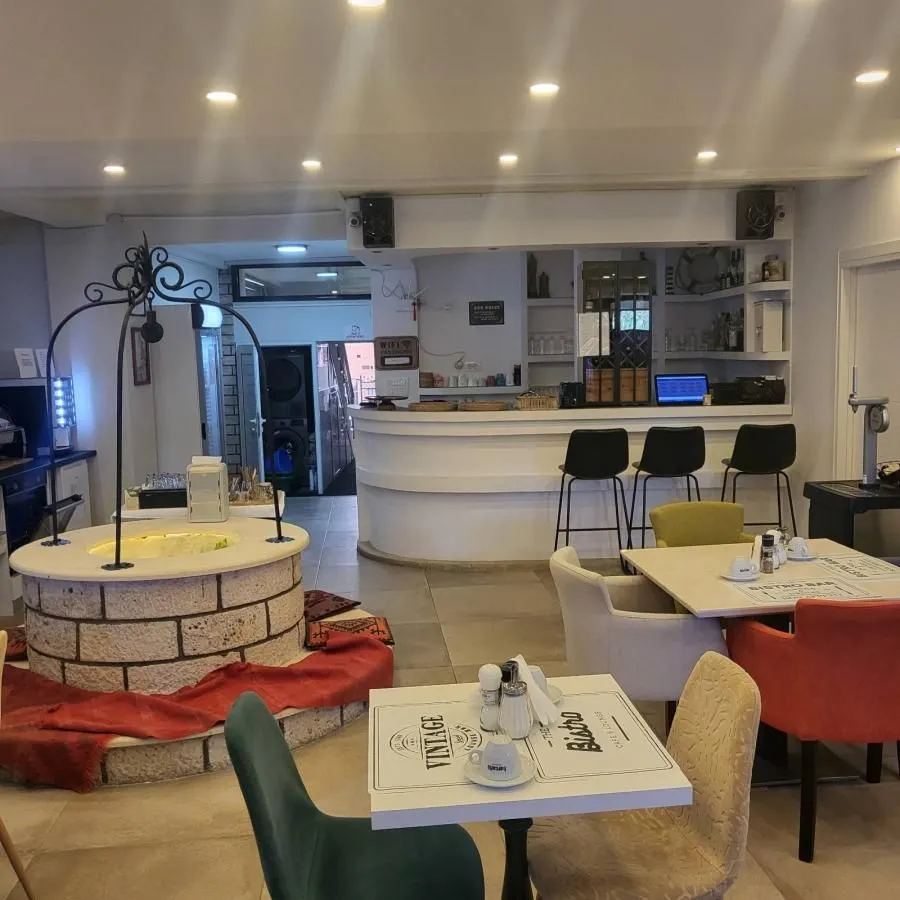 Sale, house, 600m², Dobrota, Kotor