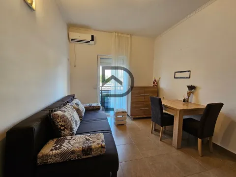 Izdavanje, stan, 20m², Podgorica, Crna Gora