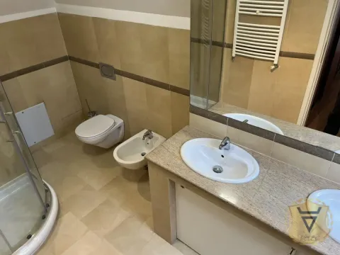 Izdavanje, kuća, 220m², Voždovac Sve Podlokacije, Beograd - image 8