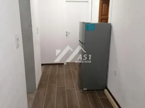 Izdavanje, jednosoban stan, 33m², Široka dolina, Petrovaradin - image 5