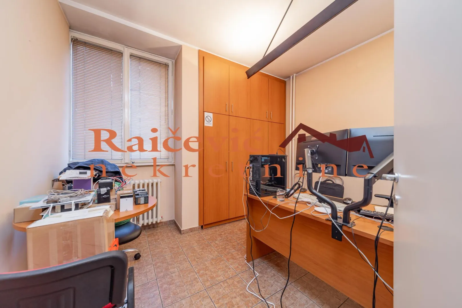 Sale, office space, 138m², Banovo Brdo, Beograd