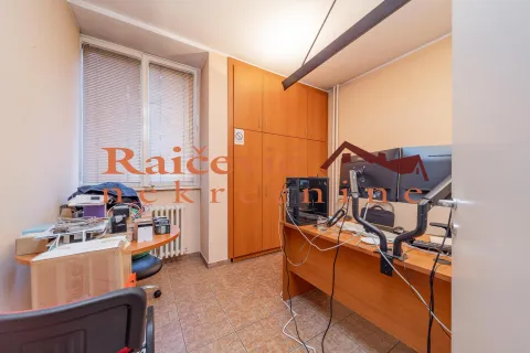 Sale, office space, 138m², Banovo Brdo, Beograd - image 4