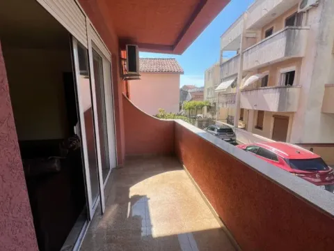 Sale, one bedroom apartment, 42m², Velji Vinogradi, Budva - image 11