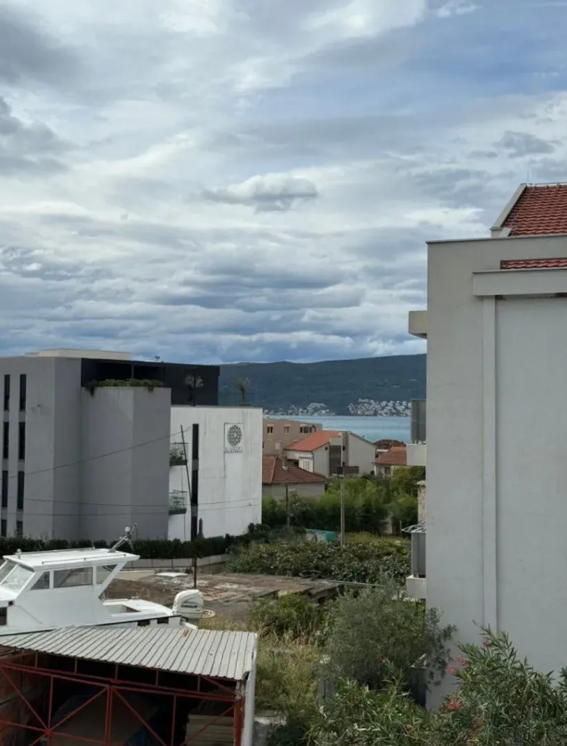 Izdavanje, garsonjera, 25m², Donja Lastva, Tivat