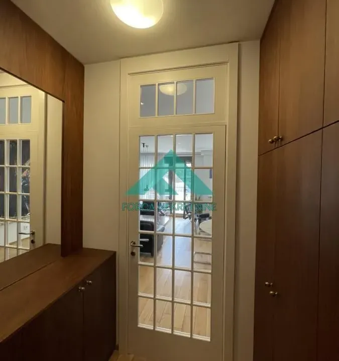 Prodaja, trosoban stan, 82m², Voždovac Sve Podlokacije, Beograd