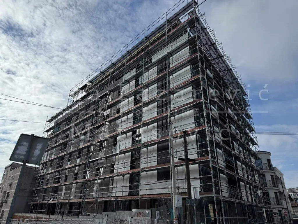 Prodaja, trosoban stan, 91m², Čubura, Beograd