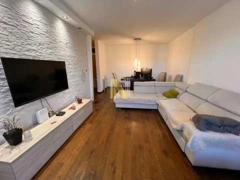 Prodaja, trosoban stan, 86m², Bulevar Evrope, Novi Sad Sve Podlokacije - image 2