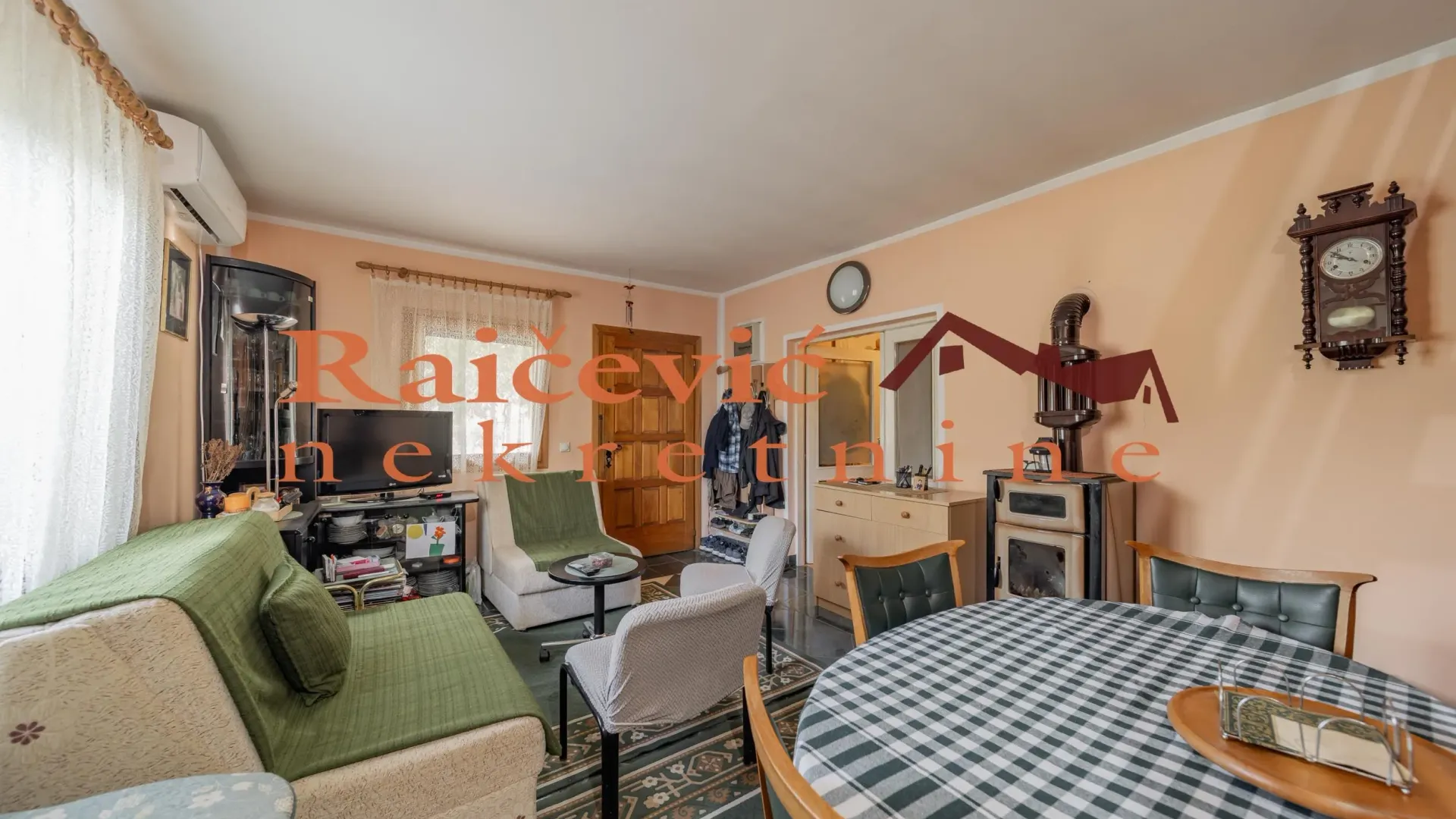 Prodaja, plac, 2300m², Radiofar, Surčin