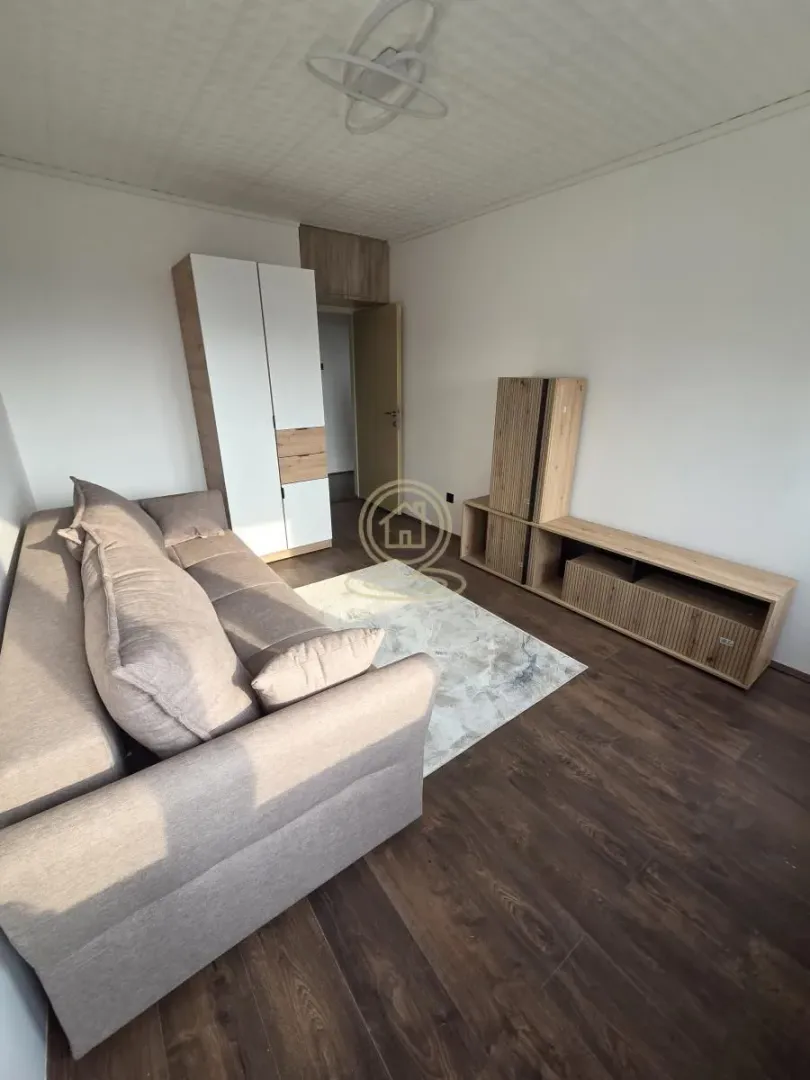 Prodaja, trosoban stan, 70m², Medijana, Niš
