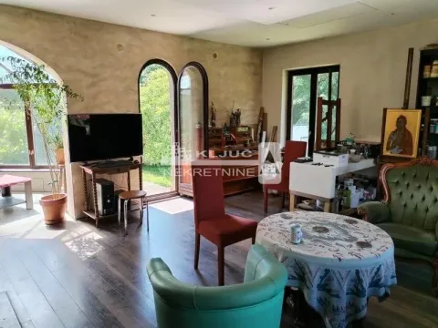 Prodaja, kuća, 2940m², Miljakovac, Rakovica - image 4