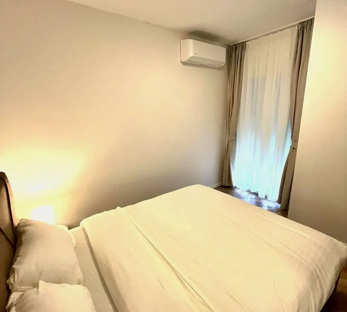 Izdavanje, dvosoban stan, 60m², Mažina, Tivat