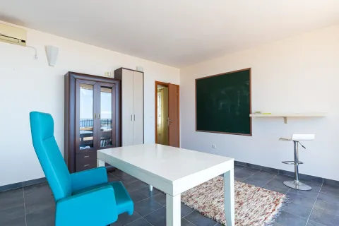 Prodaja, kuća, 650m², Bečići, Budva - image 44