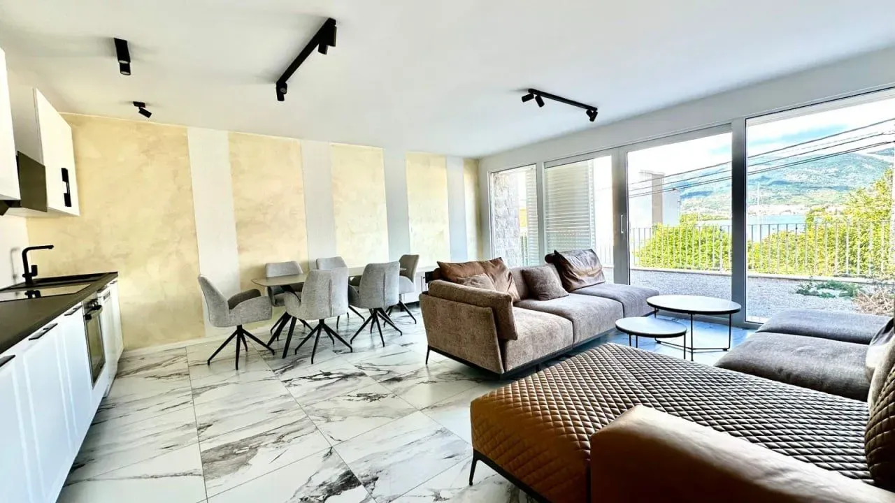 Sale, house, 85m², Đuraševići, Tivat