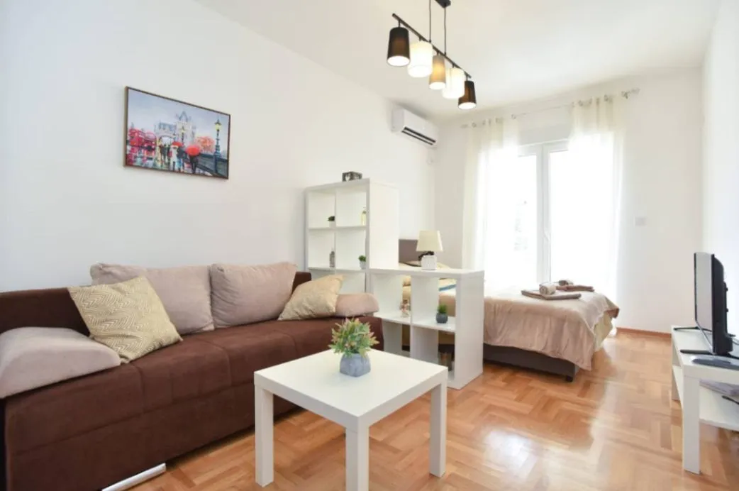 Rent, apartment, 30m², Maslinjak, Budva