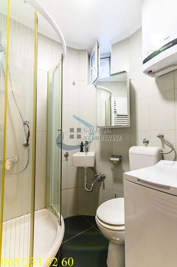 Sale, studio apartment, 24m², Stari Grad, Beograd