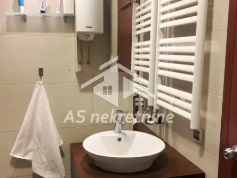 Rent, two bedroom apartment, 50m², Kalenić Pijaca, Vračar Sve Podlokacije - image 12