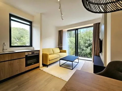 Prodaja, garsonjera, 26m², Centar, Budva - image 2