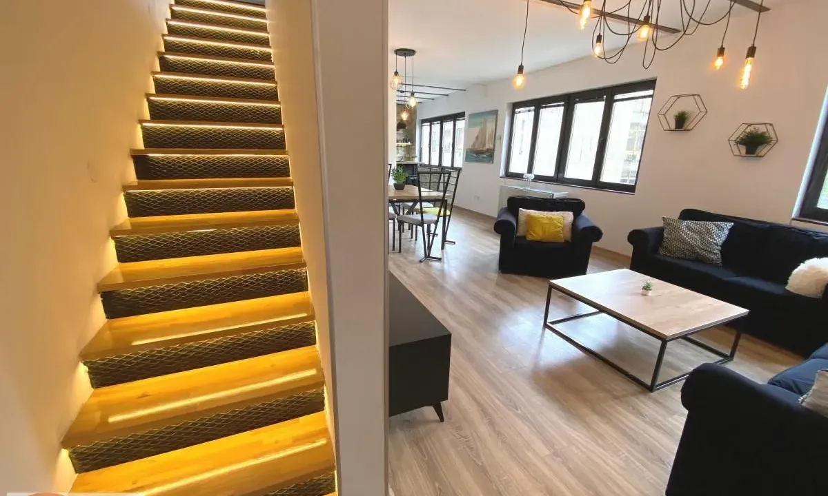 Prodaja, stan, 170m², Kosančićev Venac, Beograd