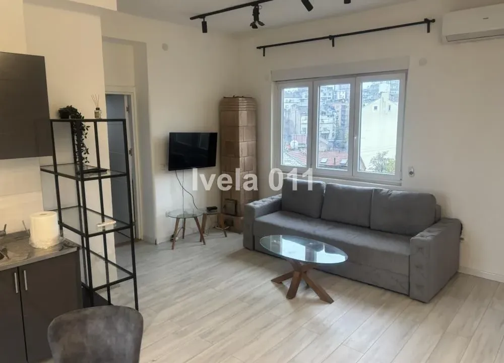 Prodaja, dvosoban stan, 48m², Stari Grad, Beograd