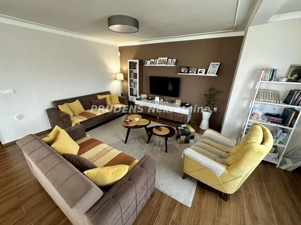 Sale, house, 110m², Dobanovci, Surčin