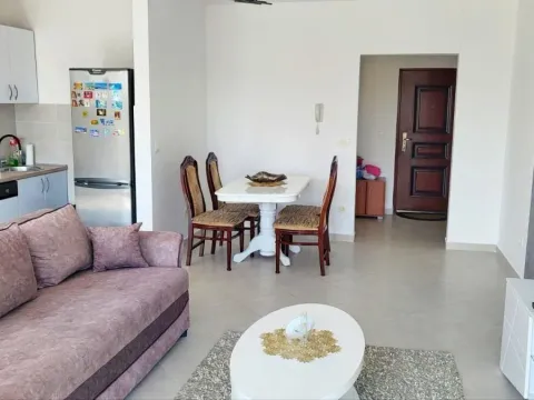 Prodaja, dvosoban stan, 63m², Tivat, Crna Gora - image 2