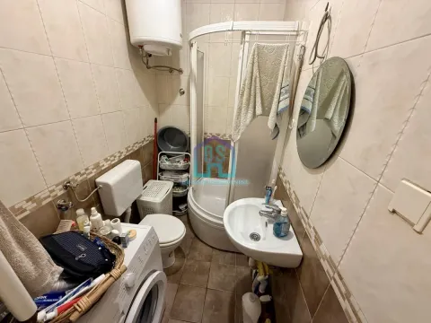 Prodaja, dvosoban stan, 48m², Stari grad, Novi Sad - image 16