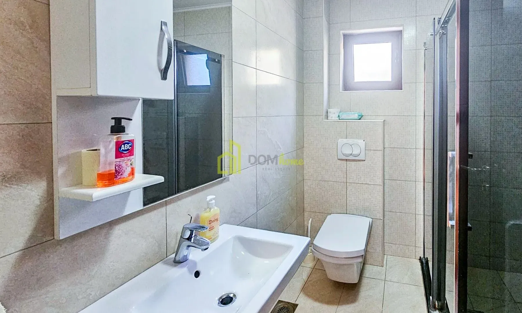 Rent, two bedroom apartment, 70m², Bečići, Budva