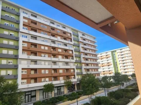 Izdavanje, jednosoban stan, 49m², Central Point, Podgorica - image 4
