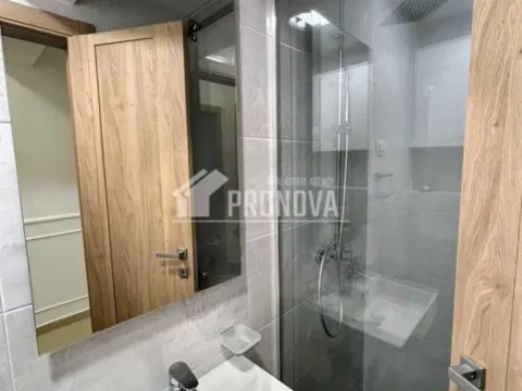 Izdavanje, dvosoban stan, 70m², Master Kvart, Podgorica - image 11