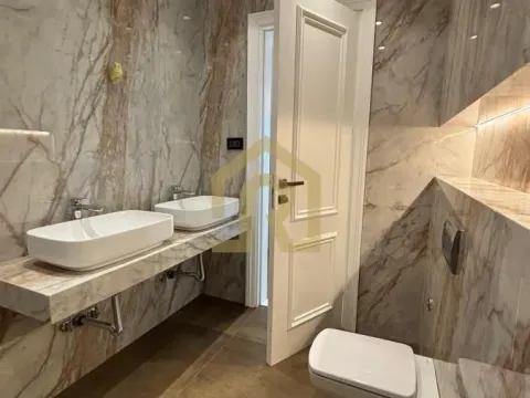 Sale, apartment, 227m², Vračar Hram, Vračar Sve Podlokacije - image 16