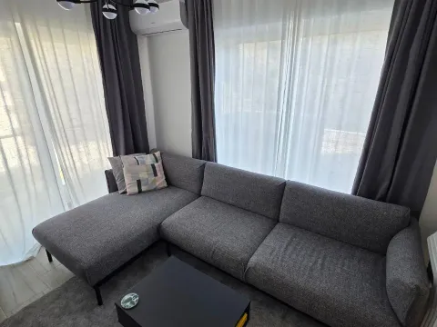 Sale, two bedroom apartment, 98m², Bečići, Budva - image 1