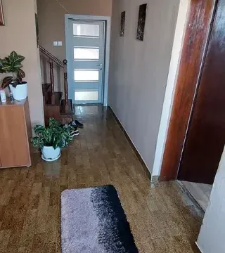 Prodaja, kuća, 220m², Stari Aerodrom, Podgorica - image 4