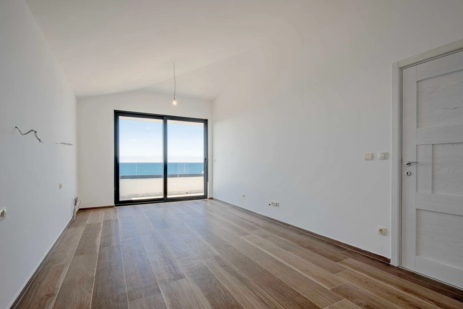 Sale, house, 370m², Utjeha, Bar