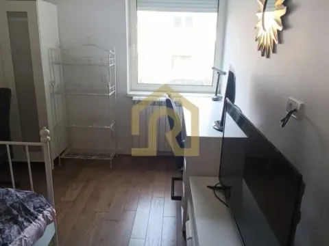 Izdavanje, četvorosoban stan, 100m², Autokomanda, Voždovac Sve Podlokacije - image 10