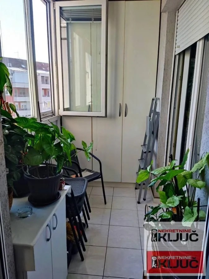 Prodaja, dvosoban stan, 45m², Bulevar patrijarha Pavla, Novi Sad Sve Podlokacije